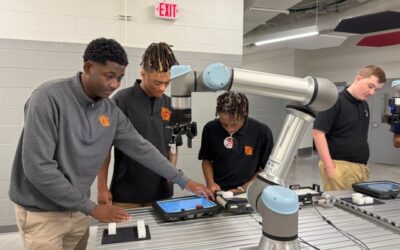 Students explore YSU Manufacturing Day